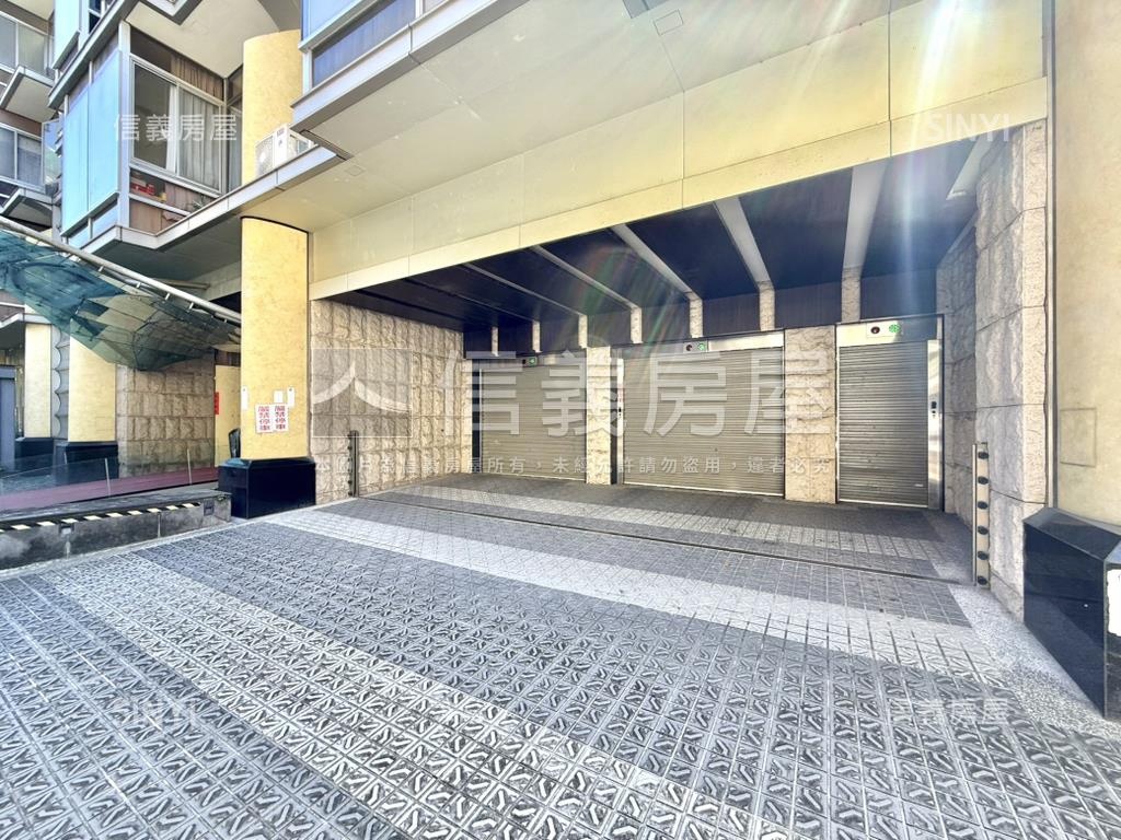 【新接】富裔１０１頂樓房屋室內格局與周邊環境