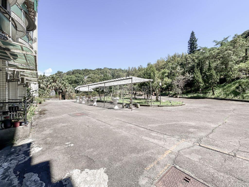 瑞松景觀大套房房屋室內格局與周邊環境