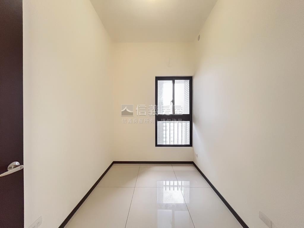 本格明水高樓景觀三房房屋室內格局與周邊環境