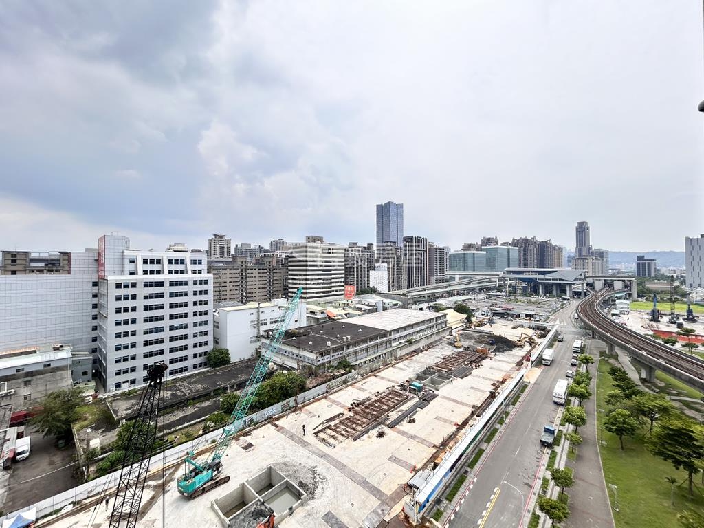 本格明水高樓景觀三房房屋室內格局與周邊環境