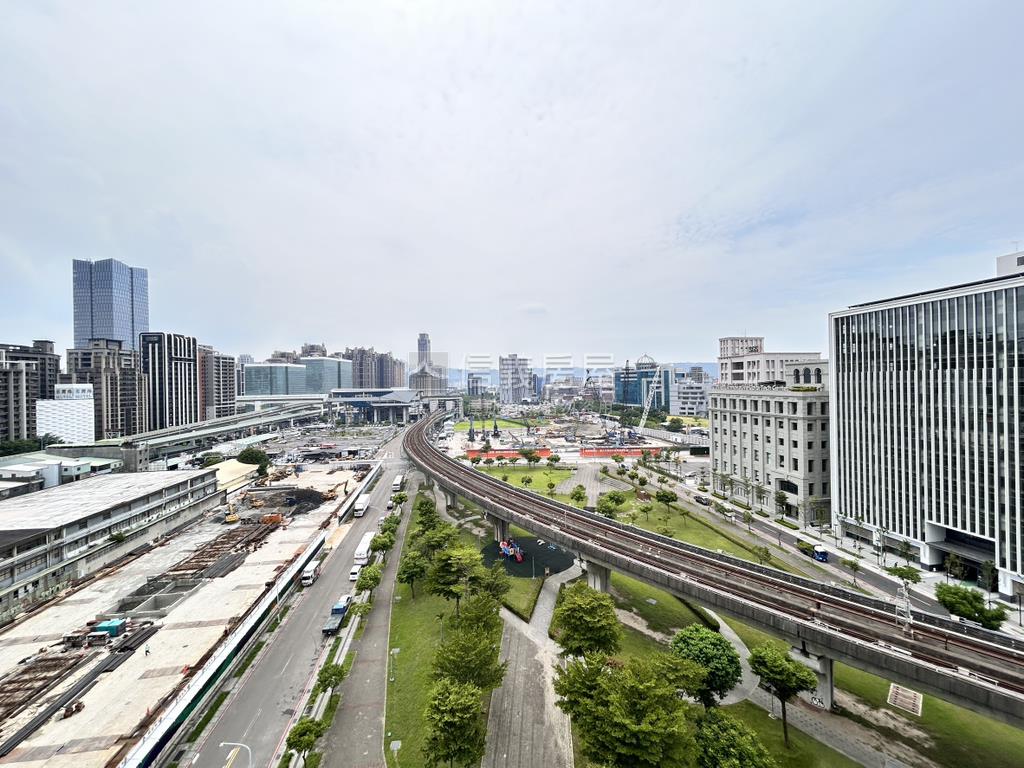 本格明水高樓景觀三房房屋室內格局與周邊環境