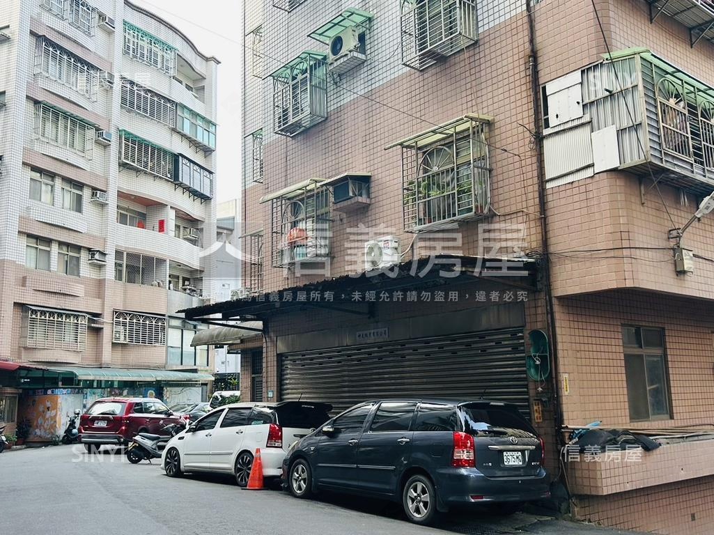 民族華廈三房雙車位房屋室內格局與周邊環境