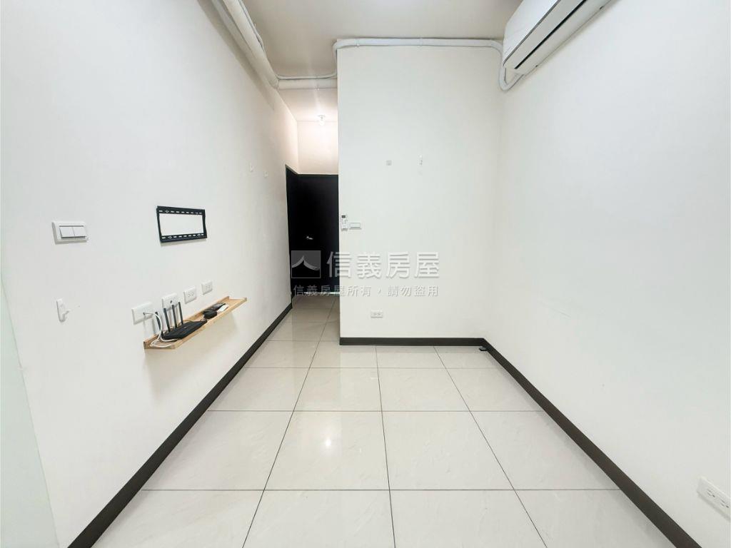 波爾多高樓景觀青年成家房屋室內格局與周邊環境