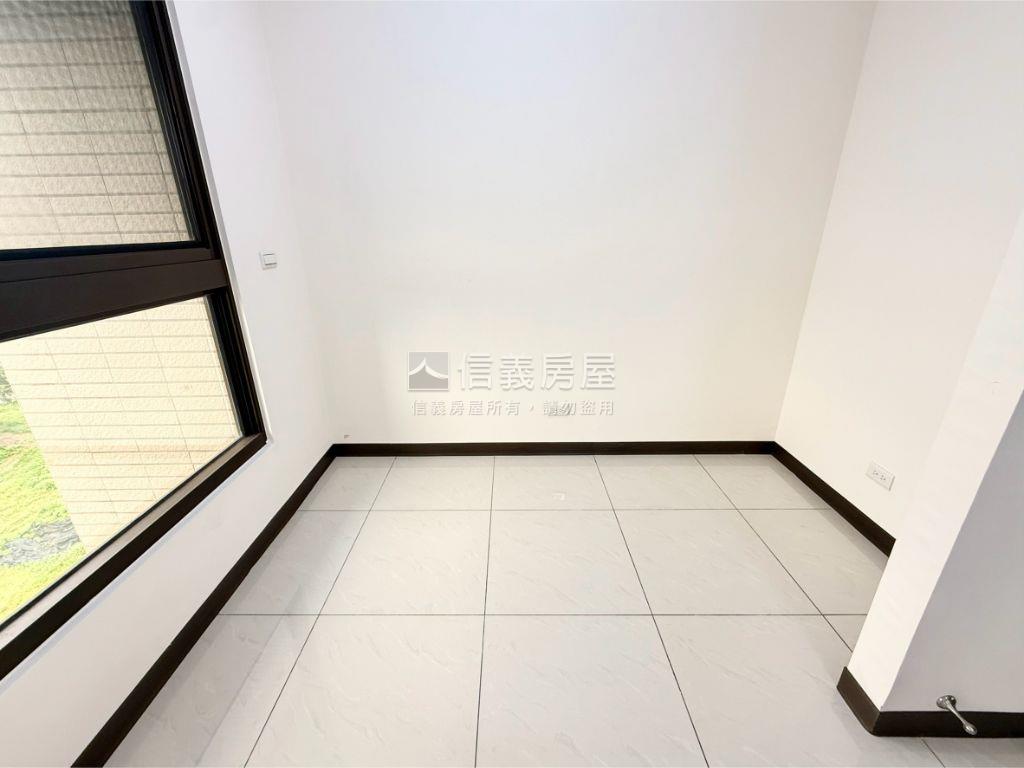 波爾多高樓景觀青年成家房屋室內格局與周邊環境