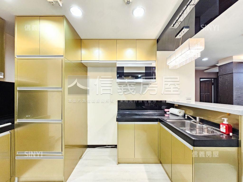 法國之星質感兩房車位房屋室內格局與周邊環境