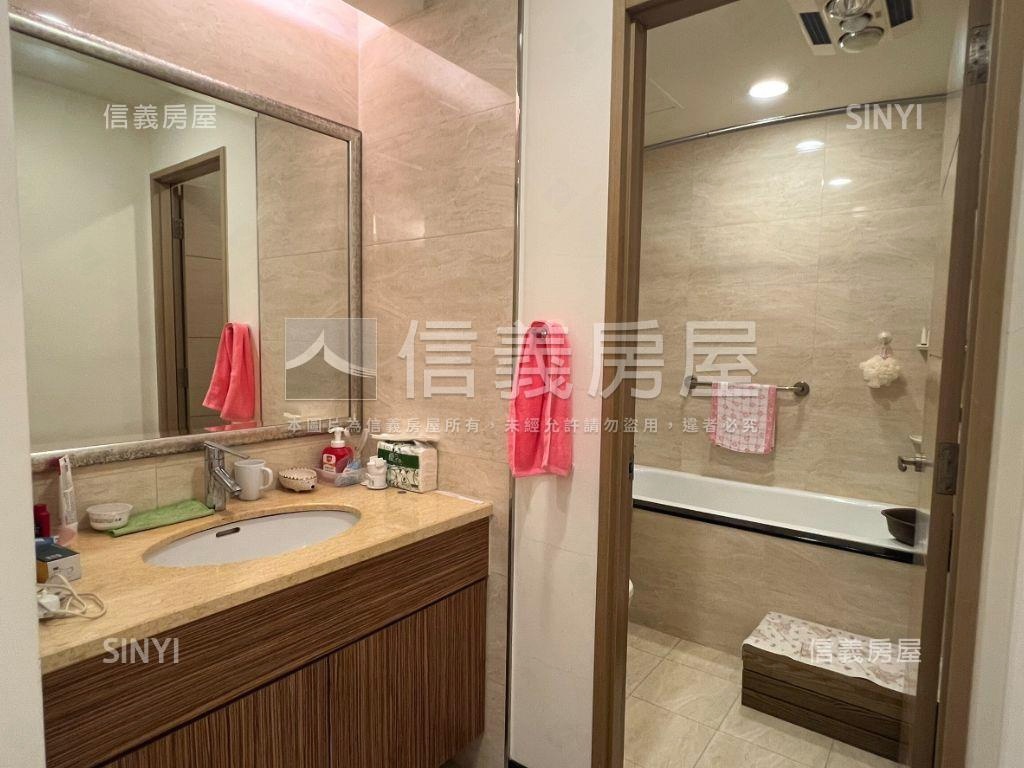 紅樹林尚海兩房車位房屋室內格局與周邊環境