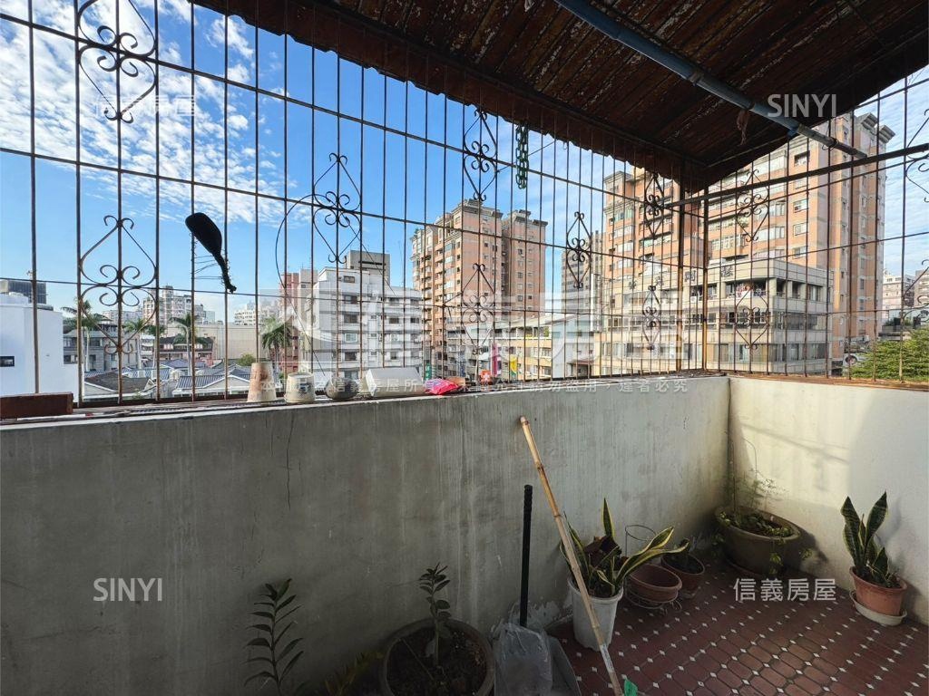 一級戰區精誠美屋房屋室內格局與周邊環境