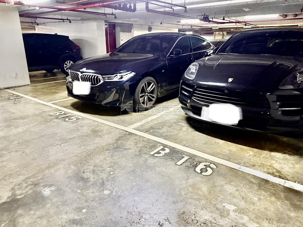 名喬財經大樓３車位房屋室內格局與周邊環境