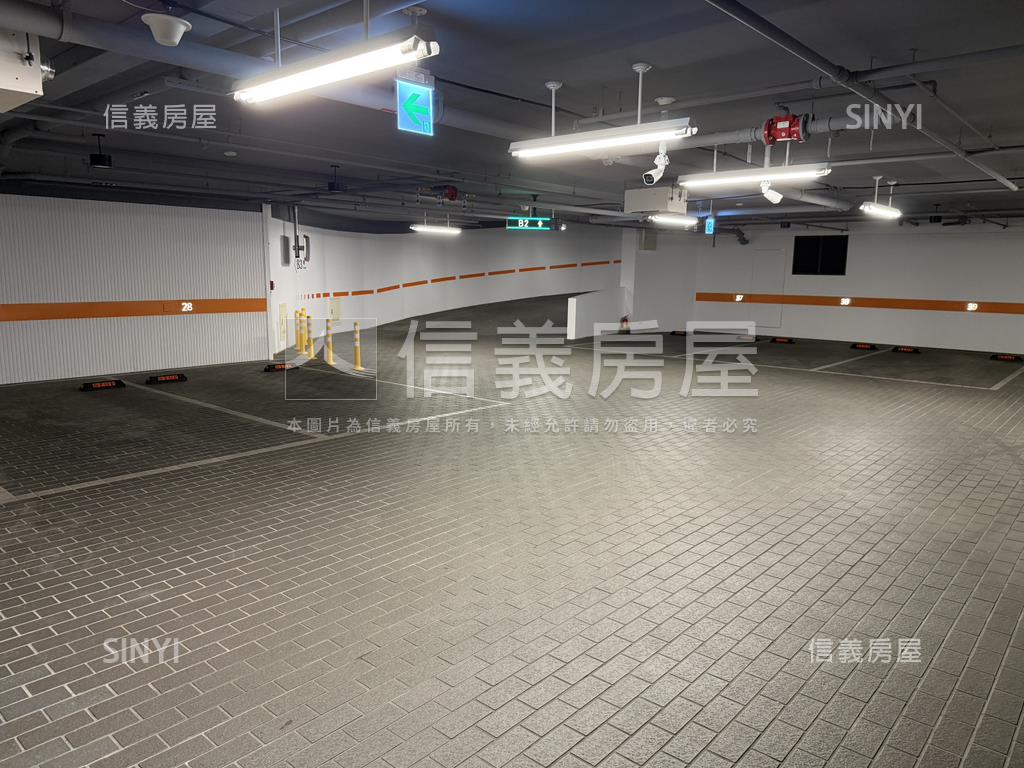 信義松雍高樓景觀邸房屋室內格局與周邊環境