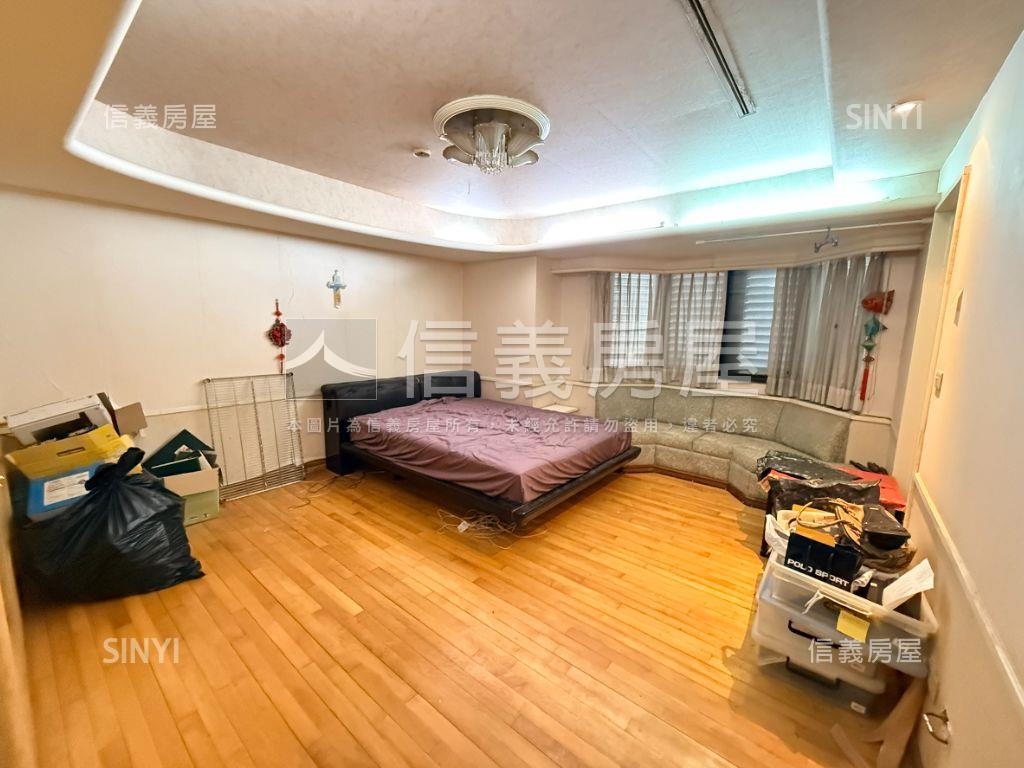 潤泰御花園四房大露臺戶房屋室內格局與周邊環境