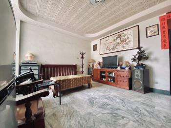 市中心｜傳統天井深透天