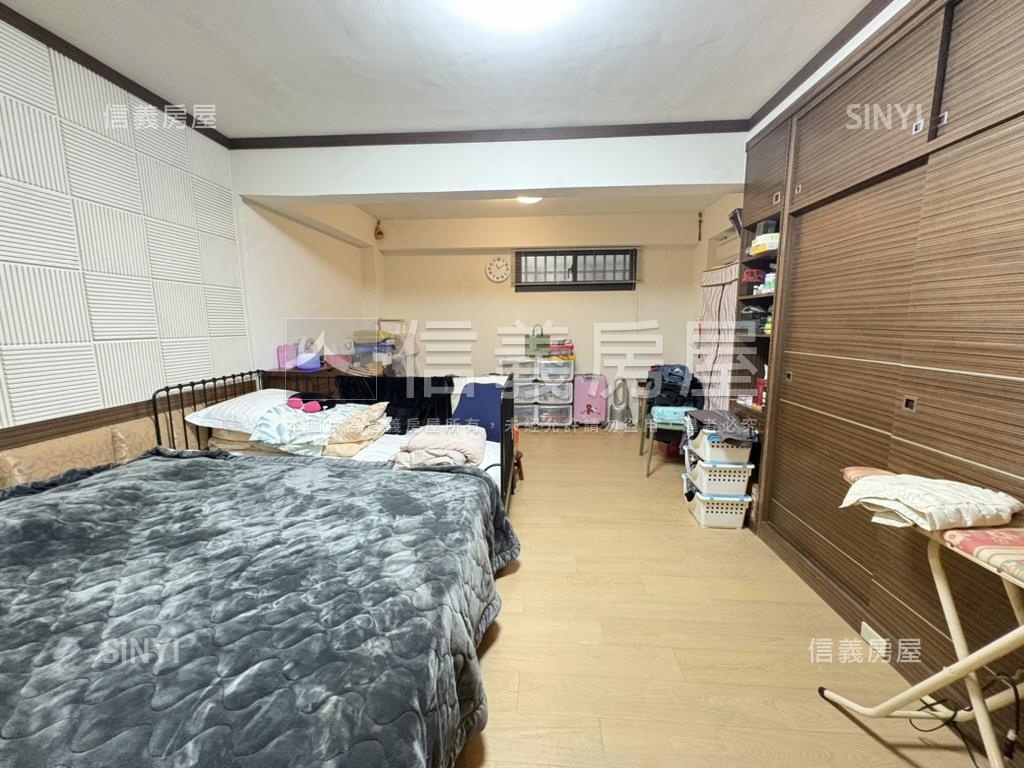 近馬卡龍公園質感裝潢透天房屋室內格局與周邊環境