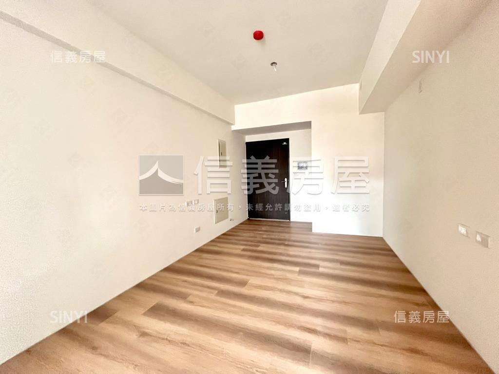 近南科免千萬３房房屋室內格局與周邊環境