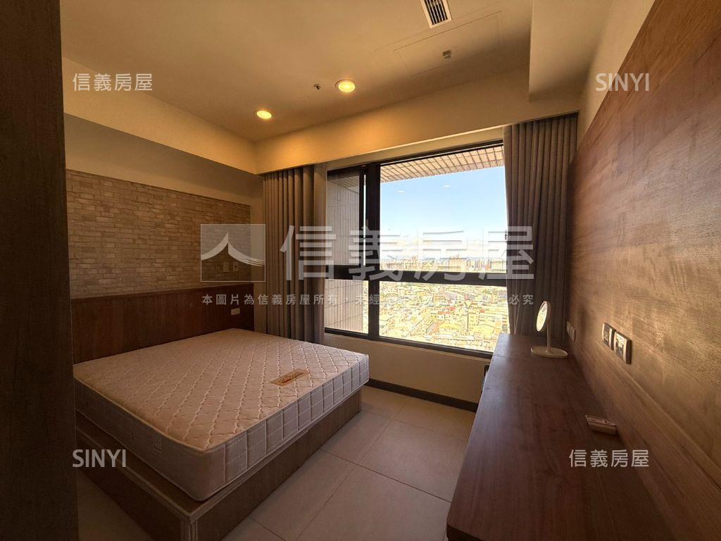 成大城市景三房平車房屋室內格局與周邊環境