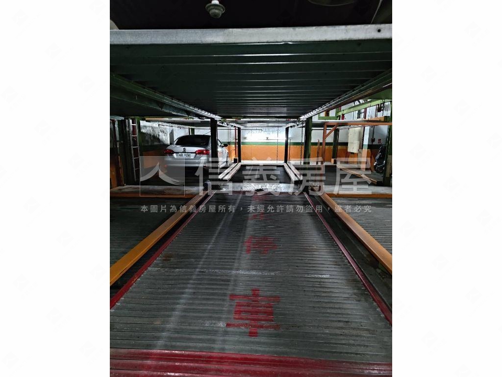 古亭中正家族Ｂ１坡機車位房屋室內格局與周邊環境