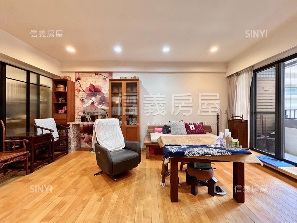 【台北新都】精美電梯三房房屋室內格局與周邊環境