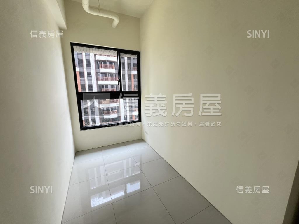 小檜溪亞昕一見兩房車位房屋室內格局與周邊環境