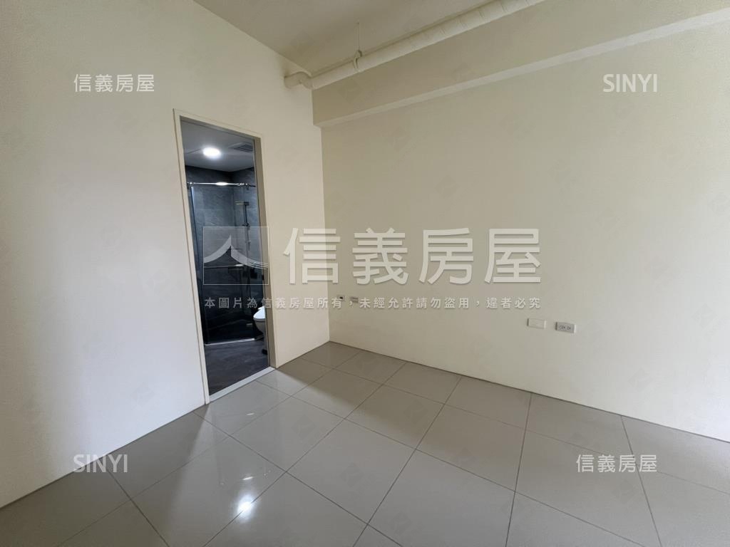 小檜溪亞昕一見兩房車位房屋室內格局與周邊環境