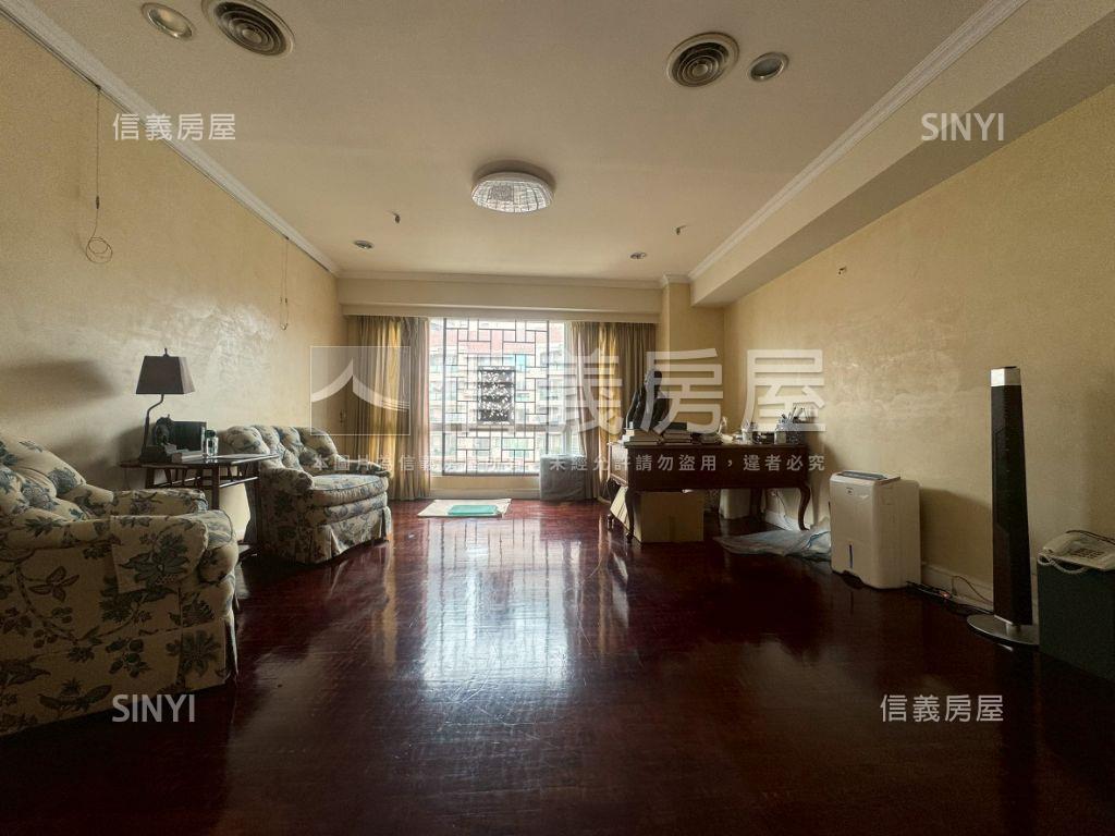 丹霞灣山河帝景房屋室內格局與周邊環境