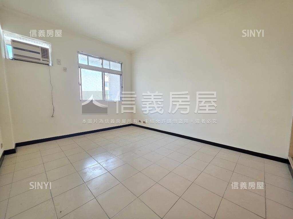 區公所方正採光美寓房屋室內格局與周邊環境