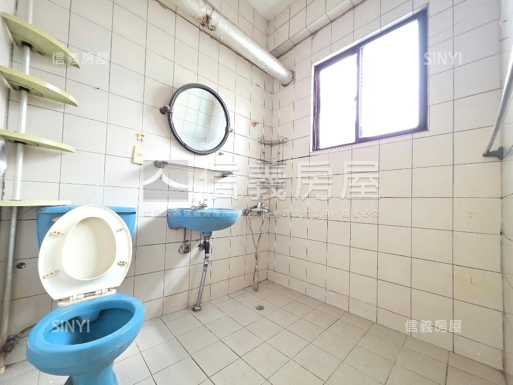 區公所方正採光美寓房屋室內格局與周邊環境