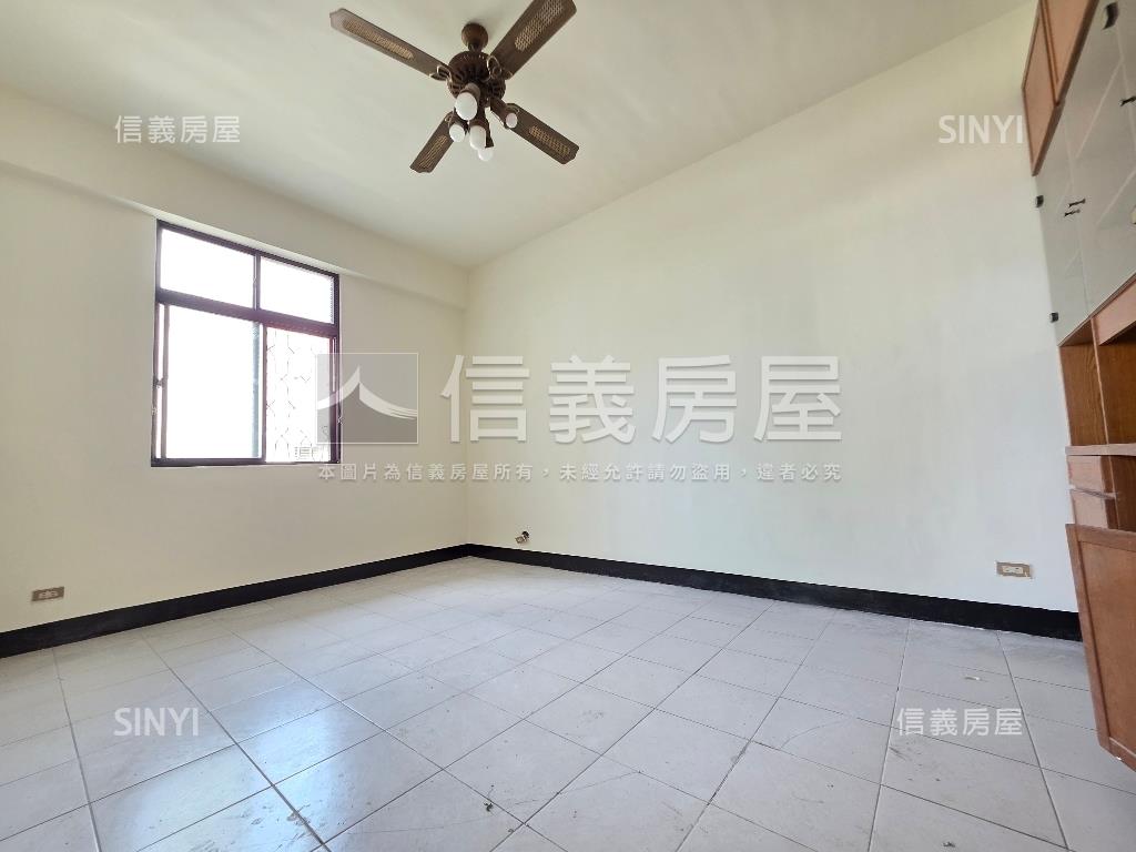 區公所方正採光美寓房屋室內格局與周邊環境