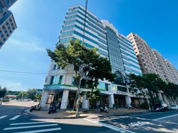 白金百坪商辦大樓！