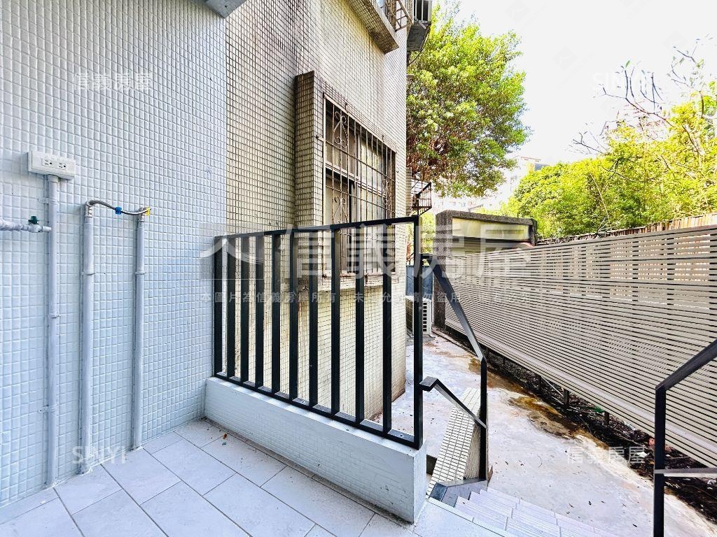 近華山美妝一樓房屋室內格局與周邊環境