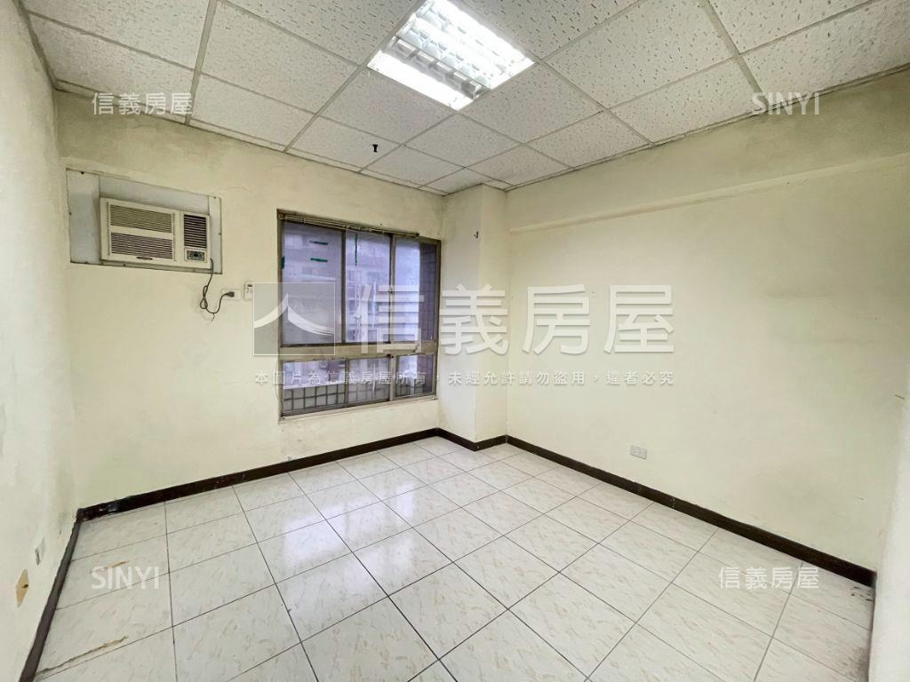 電通市三房大平面車位房屋室內格局與周邊環境