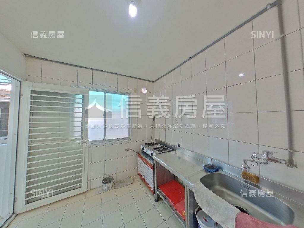 安民街邊間公寓房屋室內格局與周邊環境