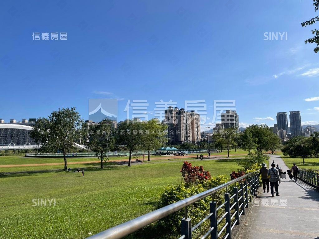 安民街邊間公寓房屋室內格局與周邊環境