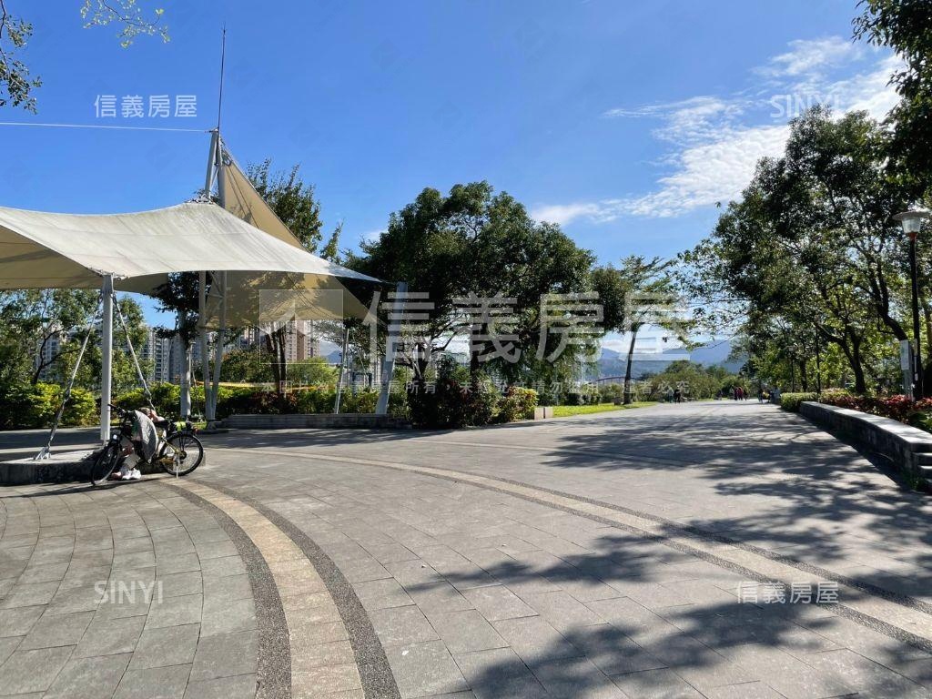 安民街邊間公寓房屋室內格局與周邊環境