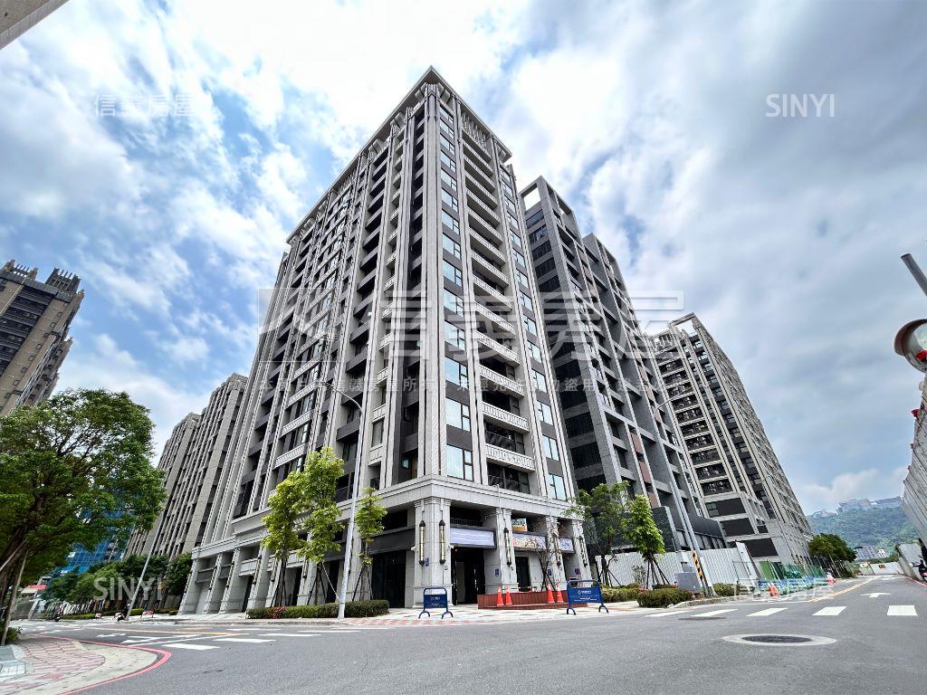 朗朗城心黃金三角店面房屋室內格局與周邊環境