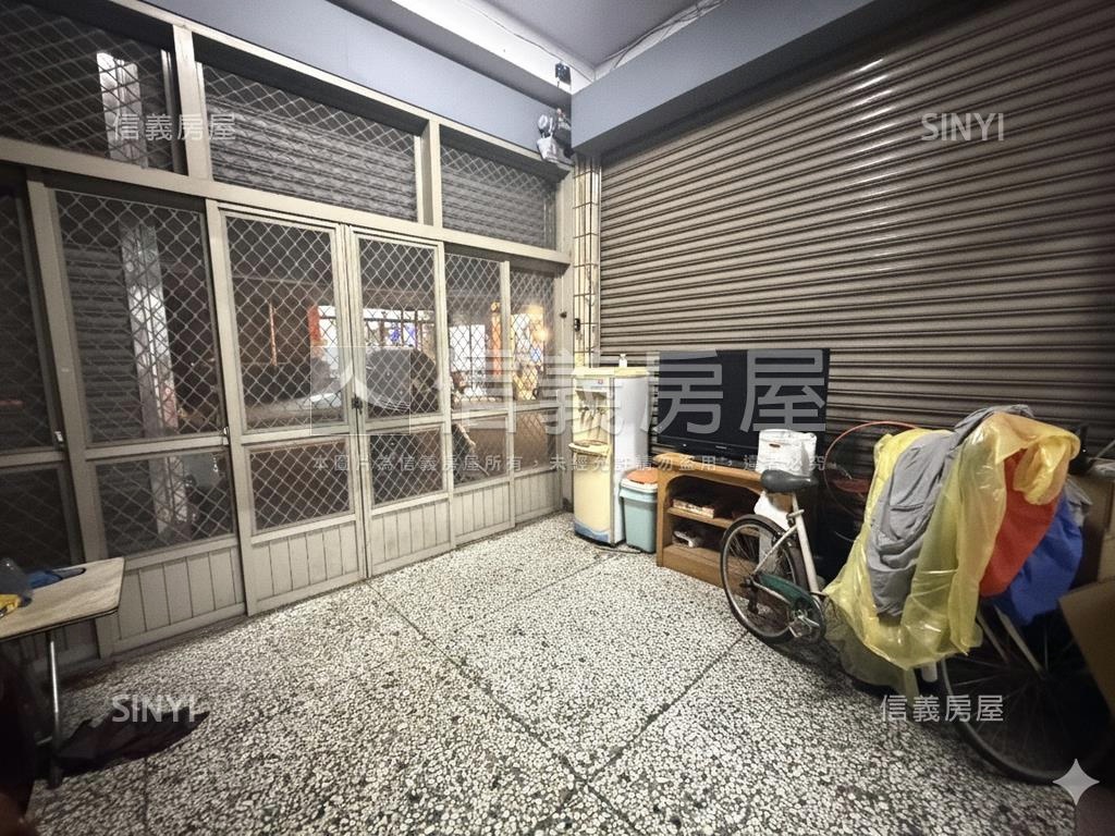 大里一期◆臨路透天房屋室內格局與周邊環境