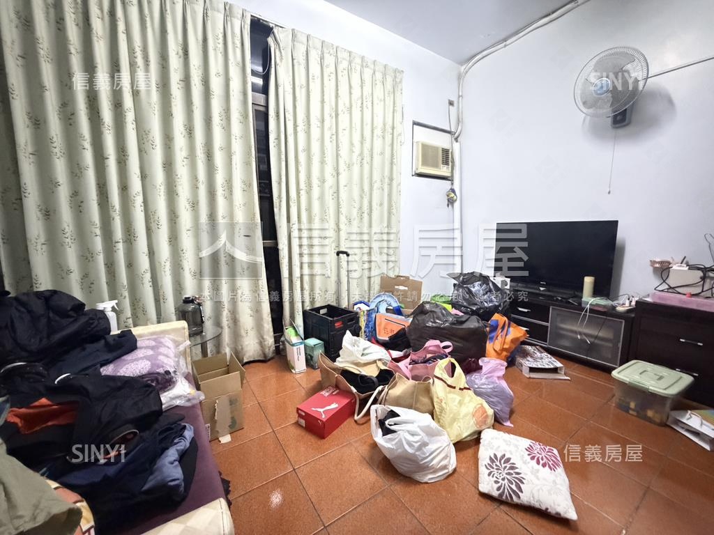 大里一期◆臨路透天房屋室內格局與周邊環境