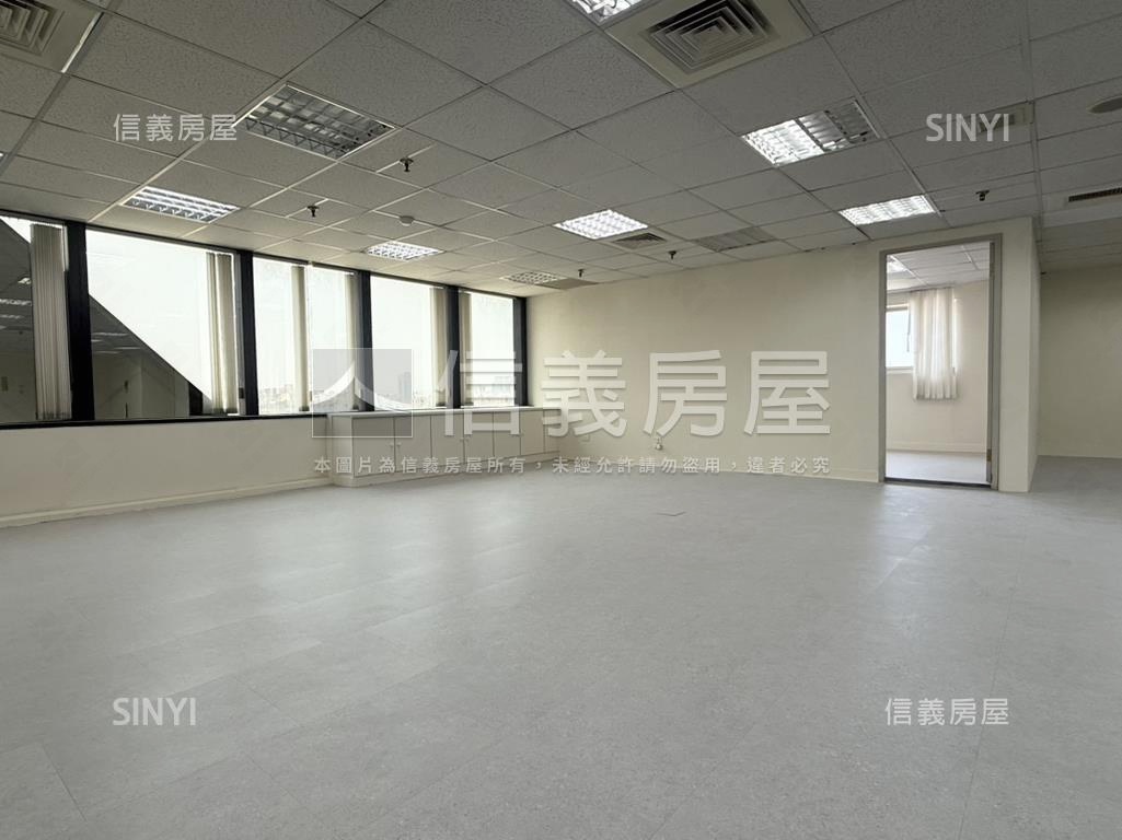 專任北區鋼骨百坪指標商辦房屋室內格局與周邊環境