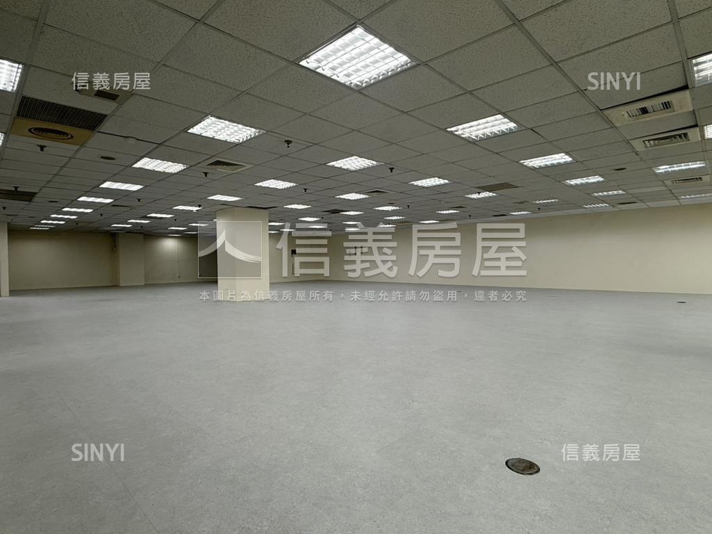 專任北區鋼骨百坪指標商辦房屋室內格局與周邊環境