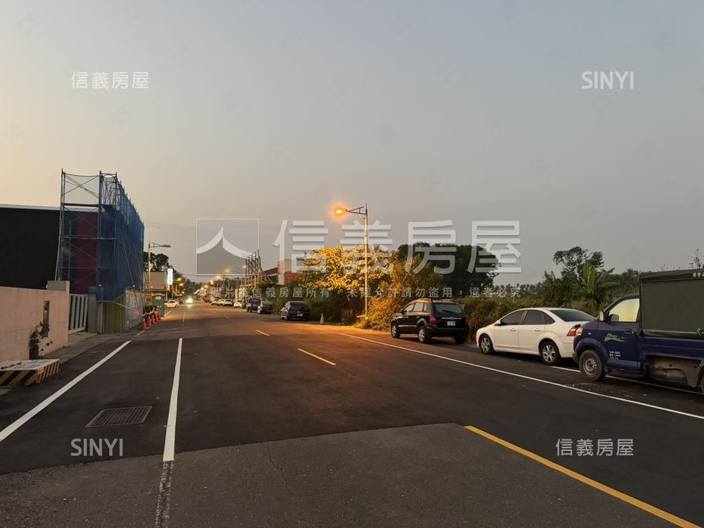 屏東約７７６６坪工業地房屋室內格局與周邊環境