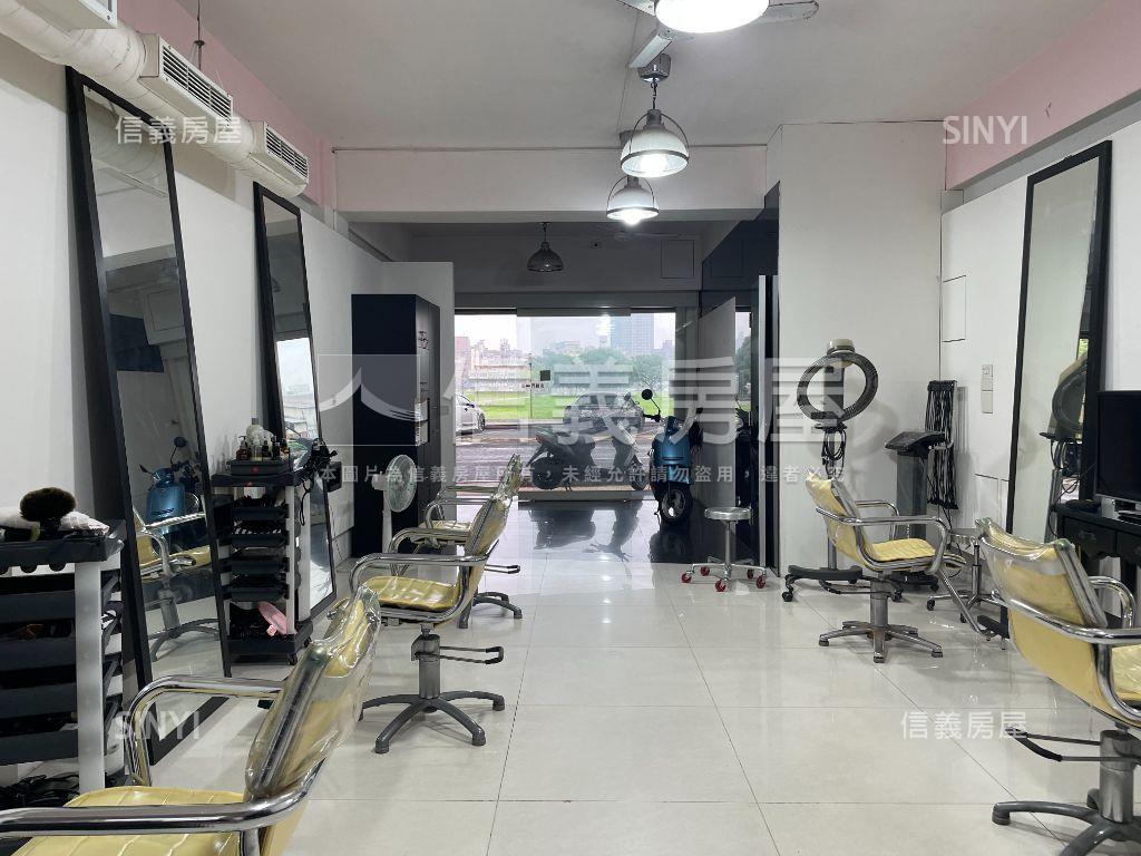 近大魯閣商圈電梯透天店面房屋室內格局與周邊環境