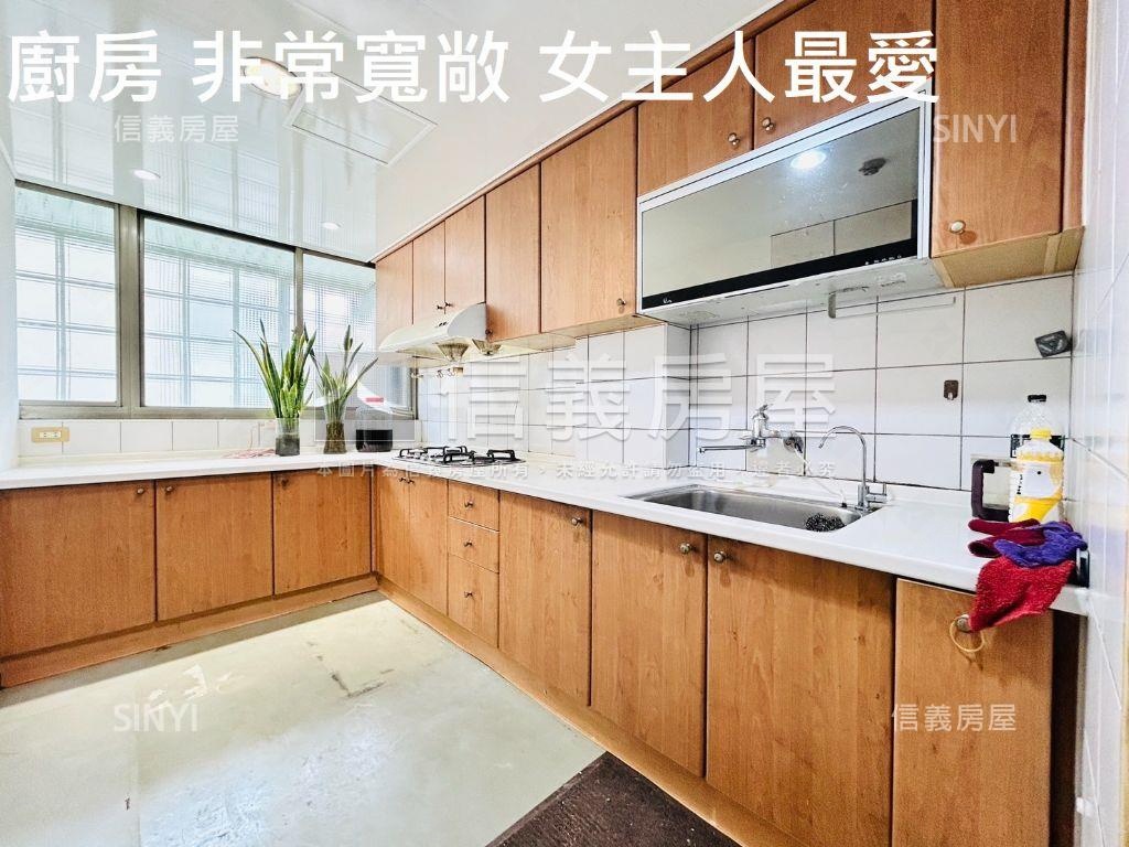 民權新城高樓四房坡平車位房屋室內格局與周邊環境