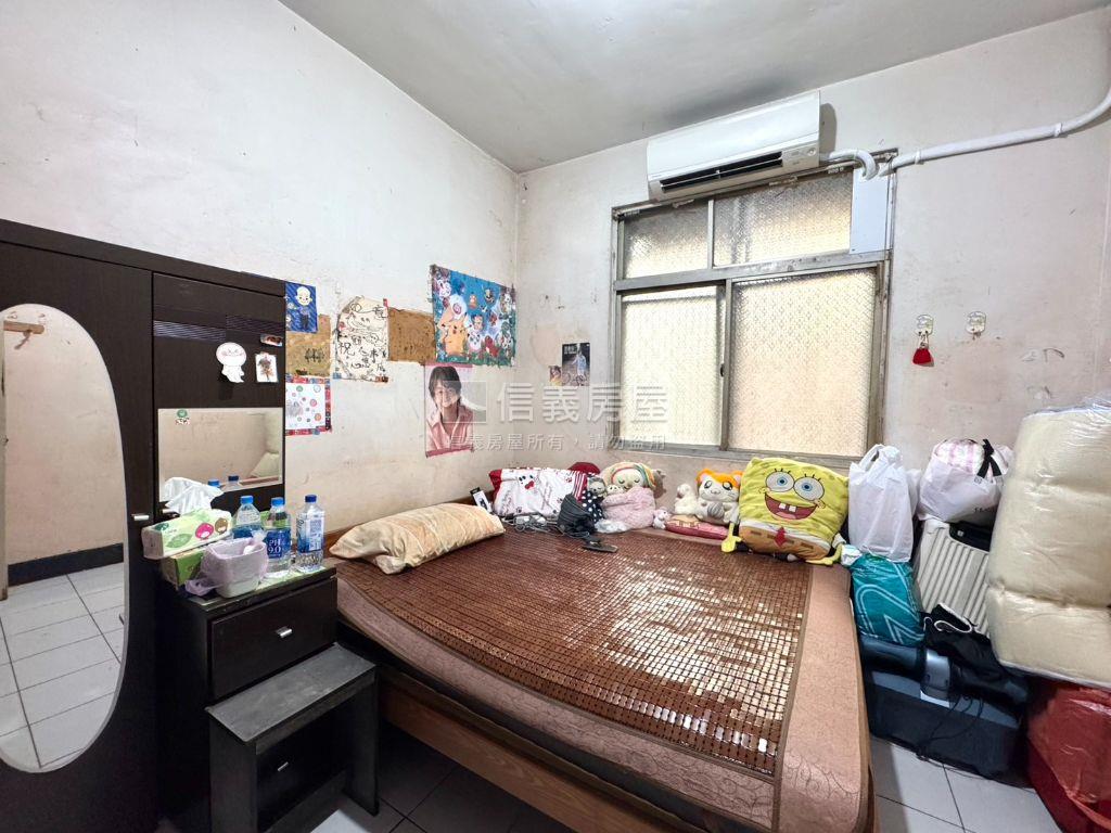 邊間三房獨戶公寓三樓房屋室內格局與周邊環境