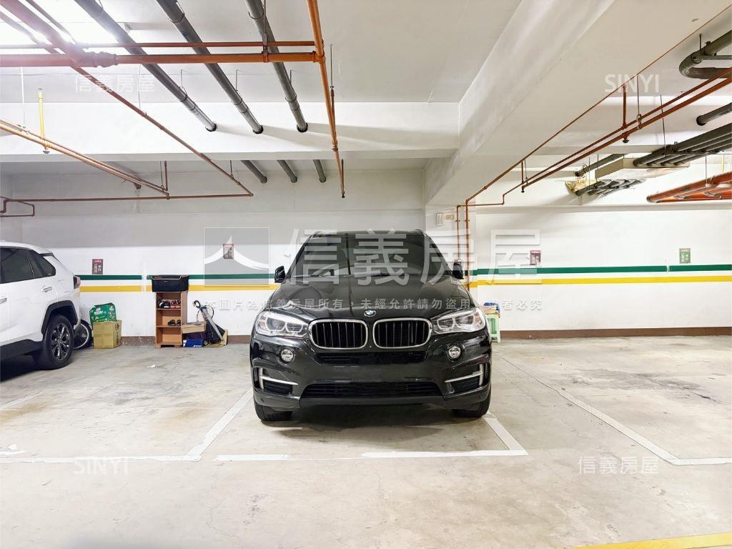 京城貴賓ｘ採光平車大兩房房屋室內格局與周邊環境