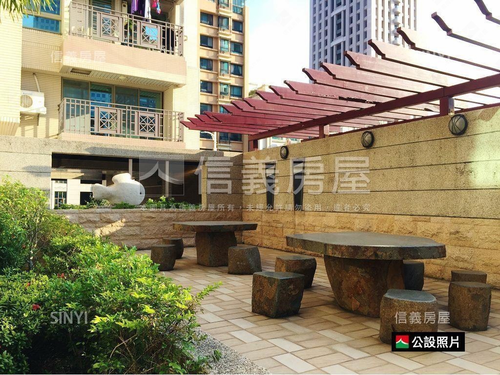 亞灣之星．星光兩房平車房屋室內格局與周邊環境