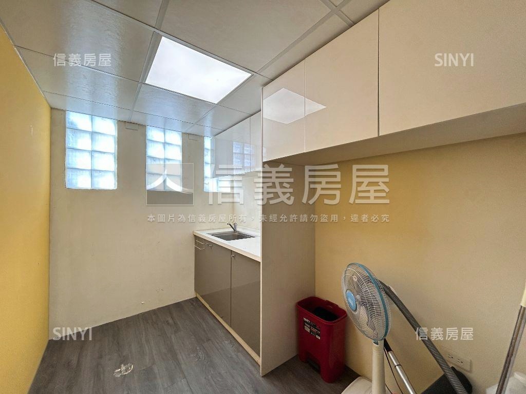 近中科西屯黎明路金大商辦房屋室內格局與周邊環境