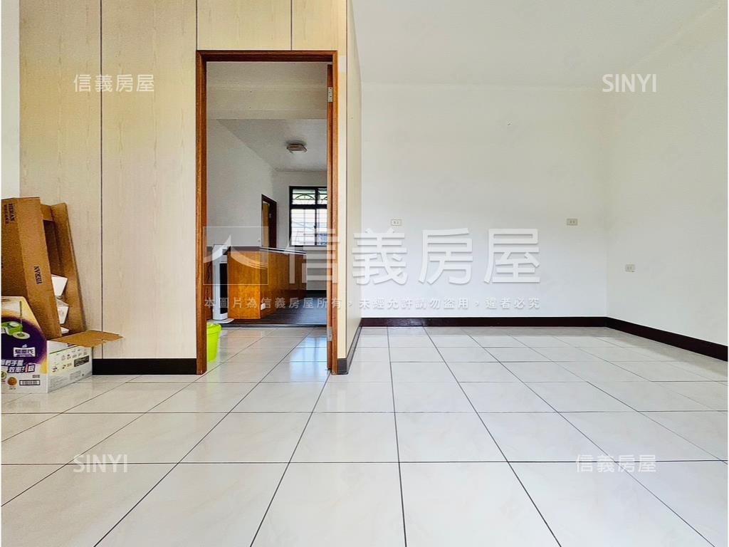 丹鳳捷運．方正大空間房屋室內格局與周邊環境