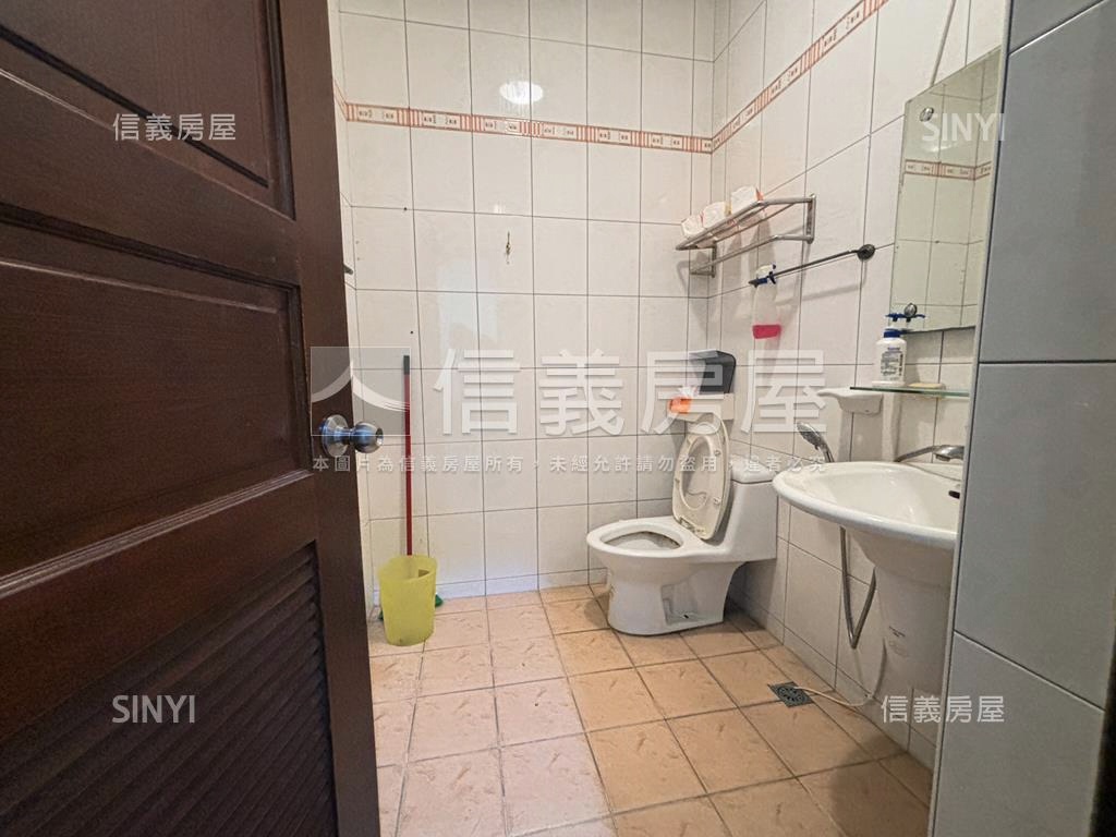 峯暉賺錢金店面房屋室內格局與周邊環境