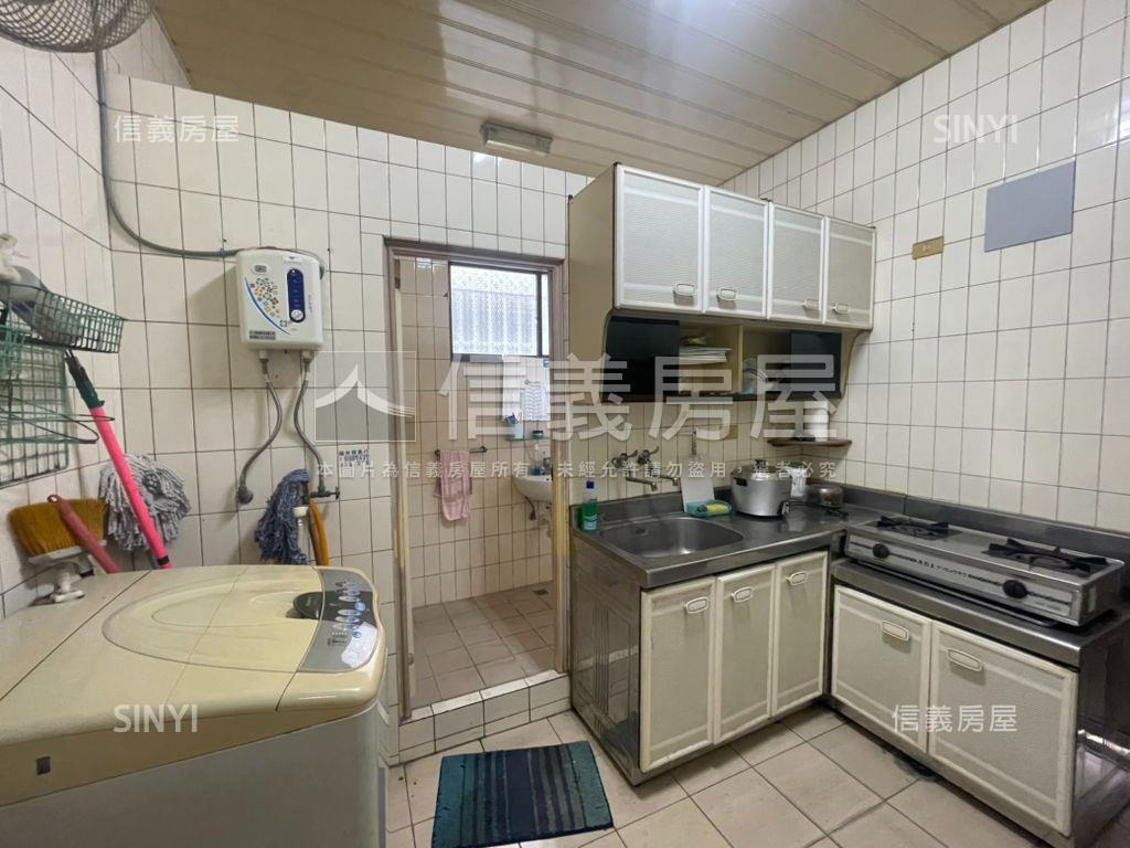 中西區面寬約七米邊間透天房屋室內格局與周邊環境