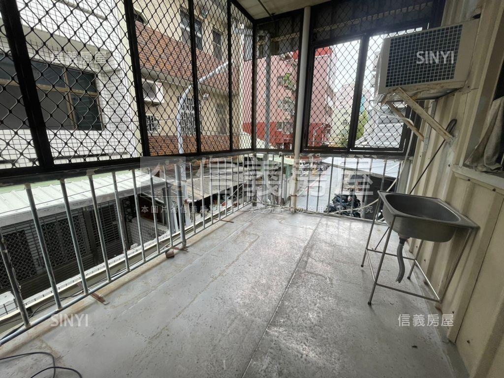 中西區面寬約七米邊間透天房屋室內格局與周邊環境