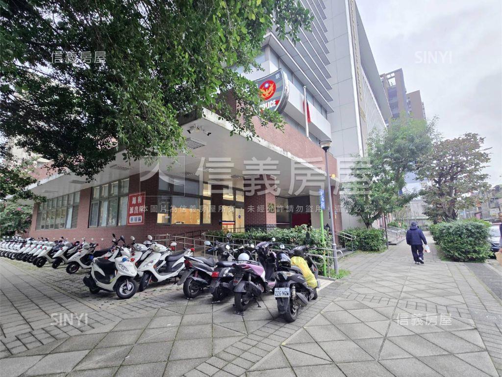 金滿意華廈三房車位房屋室內格局與周邊環境