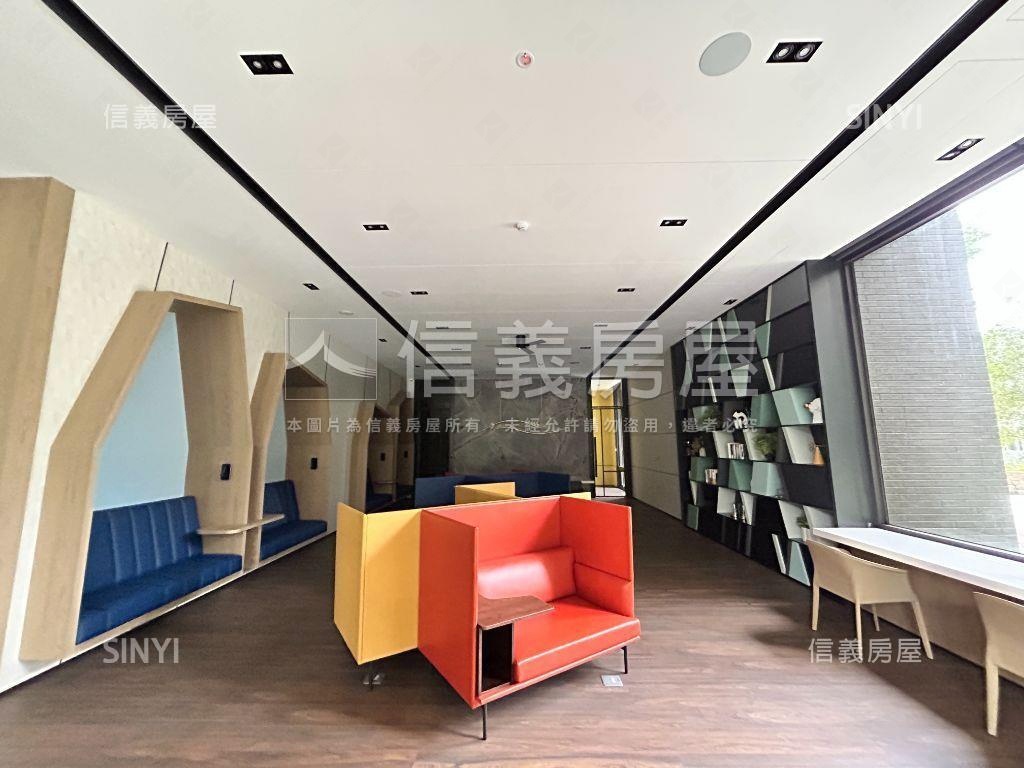 精銳闊次頂樓三房平車房屋室內格局與周邊環境